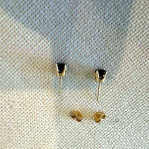 Sapphire and Gold Earings